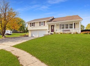 10 Sunset Cir, Adel, IA 50003