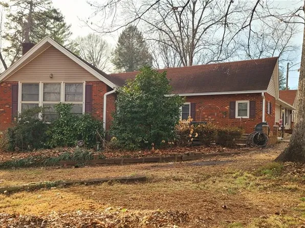 7400 Olin Rd, Pfafftown, NC 27040