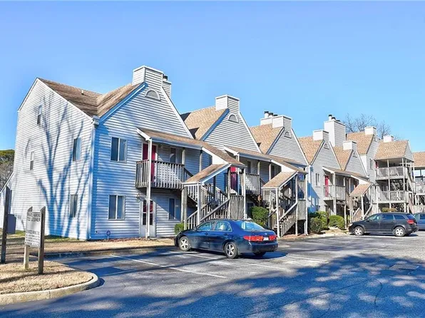 722 Lesner Ave #202, Norfolk, VA 23518