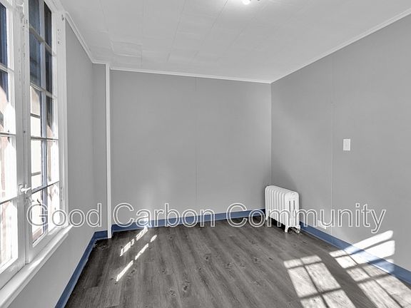 2nd image of 326 Elmwood Ave APT 4