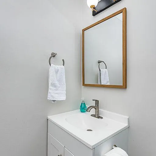 920 Williams Rd #D — Photo 10