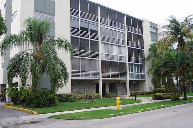 1st image of 301 Sunrise Dr APT 5BW