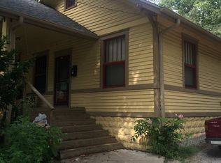 303 N Poplar St, Carbondale, IL 62901