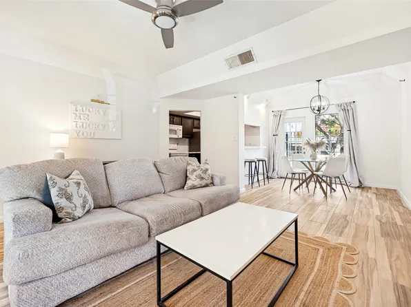 3105 San Jacinto St #110, Dallas, TX 75204