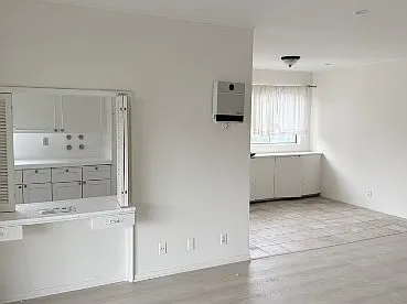 2 bed, 1100 sqft, $2,950 — Photo 2