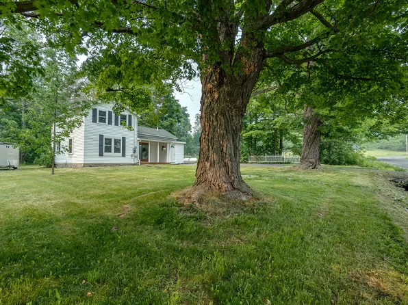 4158 Comstock Rd, Penn Yan, NY 14527