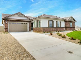 35883 Wildwood Crest Dr, Yucaipa, CA 92399