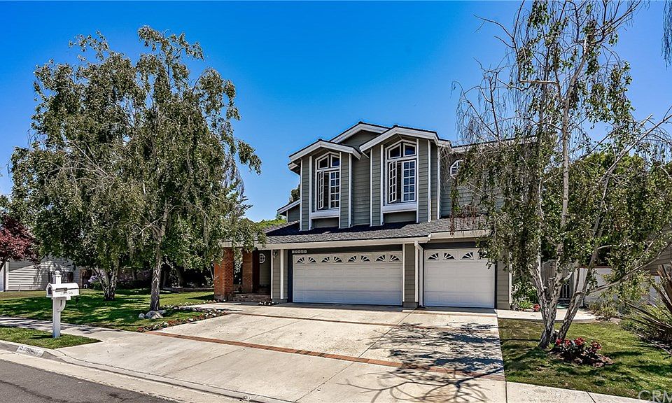 1st image of 28856 King Arthur Ct