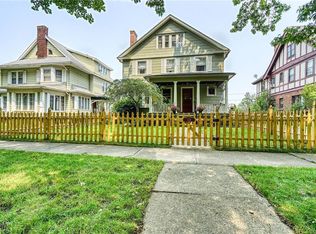 328 Seneca Pkwy, Rochester, NY 14613