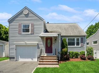 17 Saint Charles Ave, West Caldwell, NJ 07006