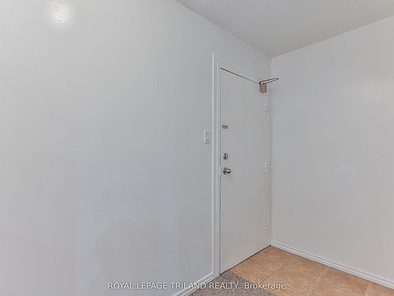 4th image of 1096 Jalna Blvd #31