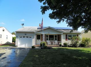 35 Westport Dr, Toms River, NJ 08757