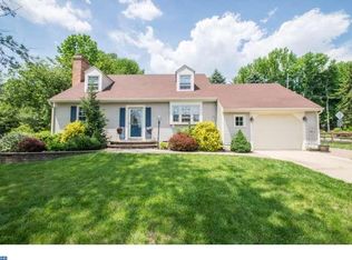 1 Carwell Ct, Wilmington, DE 19803