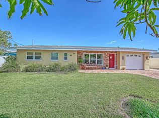 121 Chipola Rd, Cocoa Beach, FL 32931