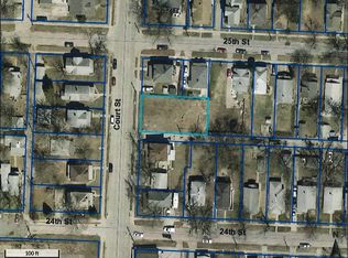 2418 Court St, Sioux City, IA 51104
