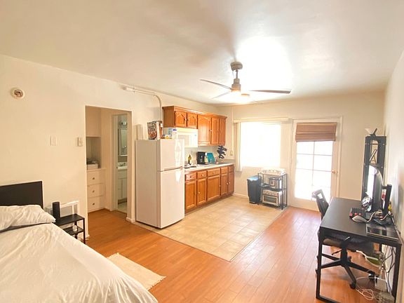 2nd image of 1734 Barry Ave APT 4