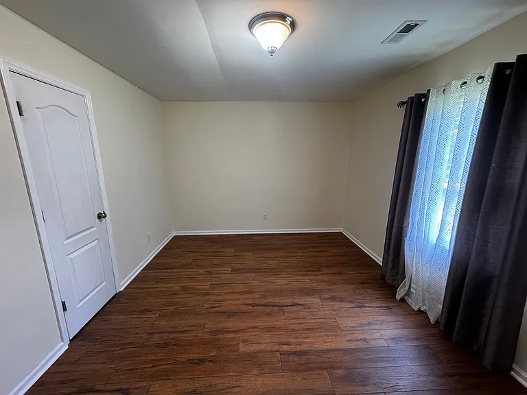 2115 Cameo Dr #1 — Photo 12