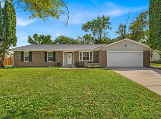 9010 Deer Run Dr, Indianapolis, IN