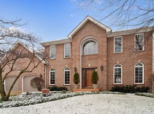 885 Sheehan Ave, Glen Ellyn, IL 60137