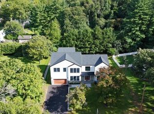 32 Felch Rd, Florham Park, NJ 07932