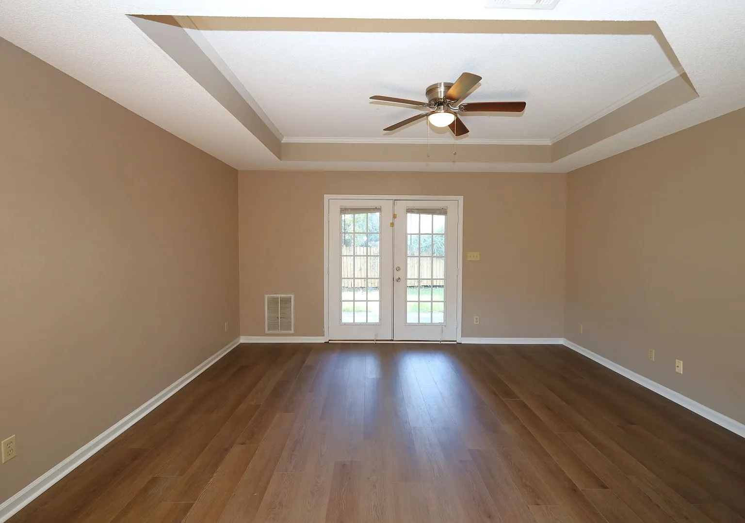 203 Blue Pool Drive — Photo 2