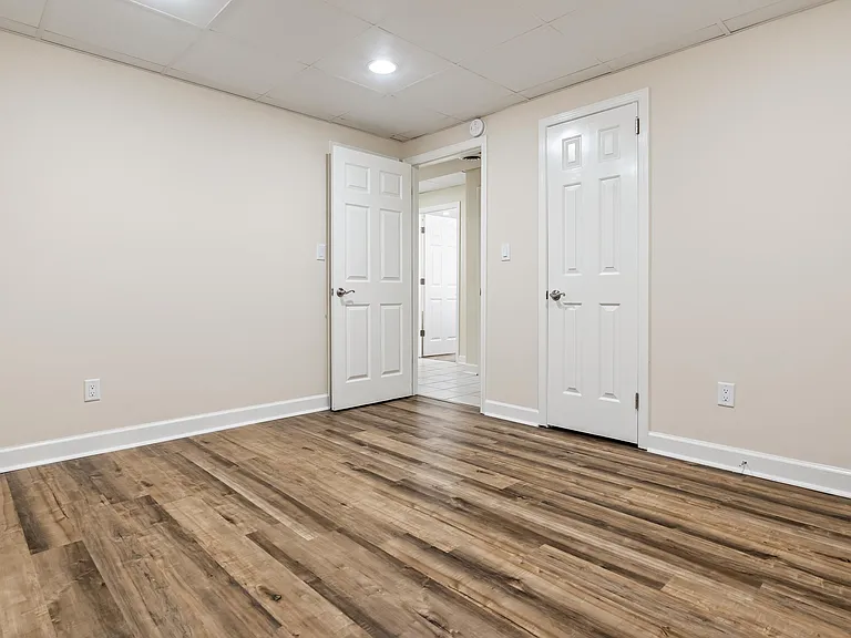 5249 Meadow Garden Ln — Photo 28