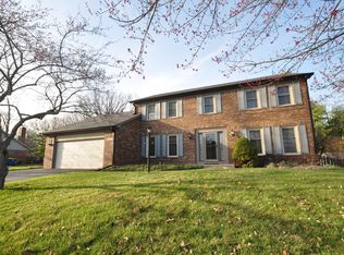 880 Nevelle Ln, Carmel, IN