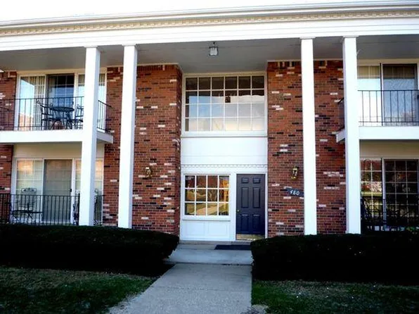 (undisclosed Address), Bloomfield Hills, MI 48304