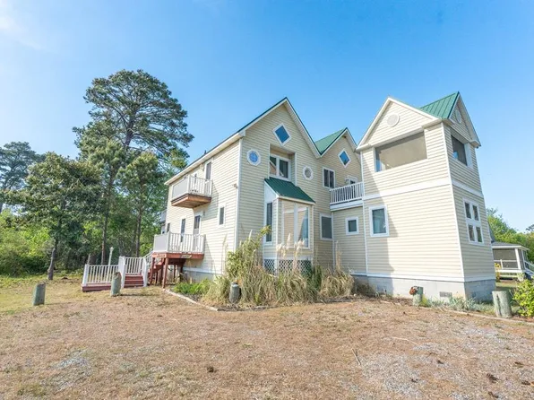 4473 Deep Hole Rd, Chincoteague, VA 23336