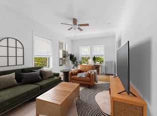 722 Reba Pl APT 3A, Evanston, IL 60202