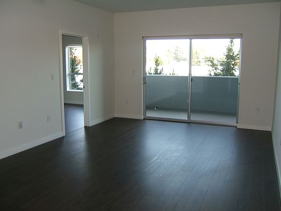 5th image of 2900 S Sepulveda Blvd Unit 305