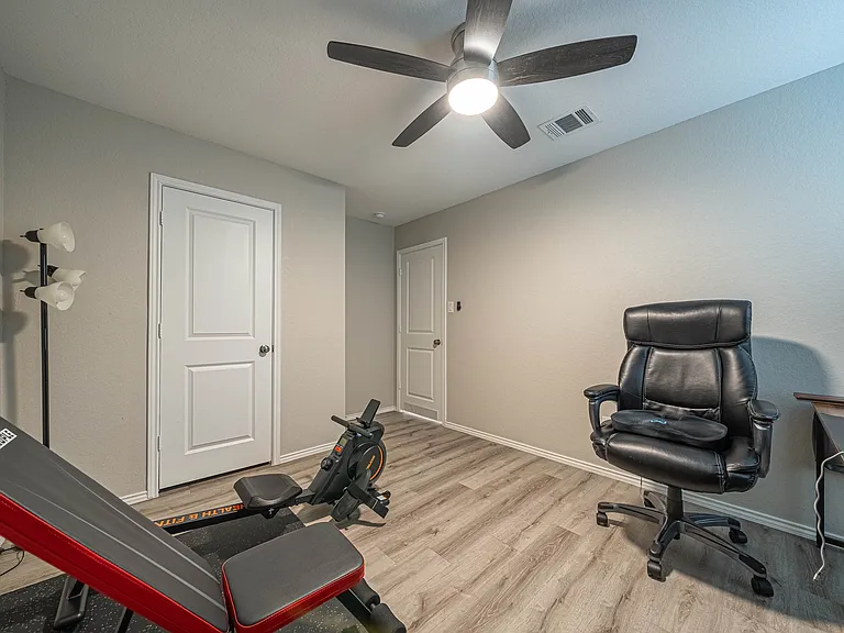 6410 Magee Run — Photo 13
