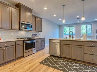 13728 NW 7th Pl, Vancouver, WA 98685