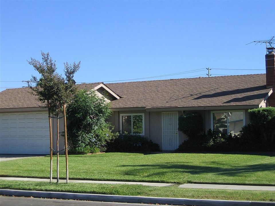 1st image of 1626 E Banyan Ct