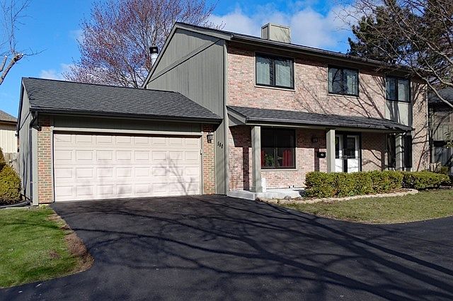 1st image of 580 Lakeview Ct
