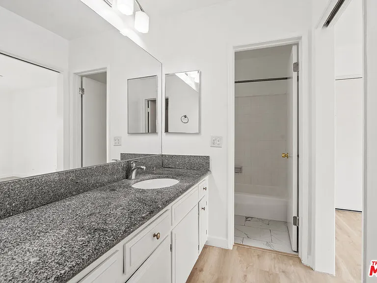 1916 Pacific Ave #2 — Photo 12