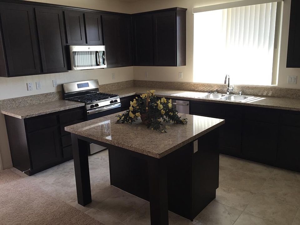 kitchen -granite counter tops