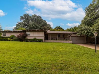 6825 Middle Rd, Fort Worth, TX, 76116