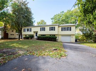 392 White Springs Rd, Geneva, NY 14456