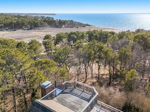 65 Massasoit Road, Wellfleet, MA 02667