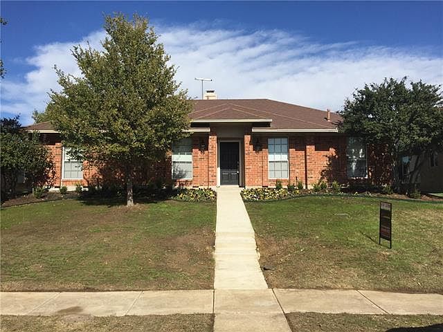 1st image of 1727 Mayflower Dr