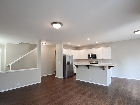 3rd image of 6741 Park St E