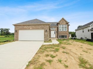 163 Aviana Ave, Hobart, IN 46342