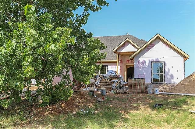 2nd image of 2921 Willow Ridge Cir
