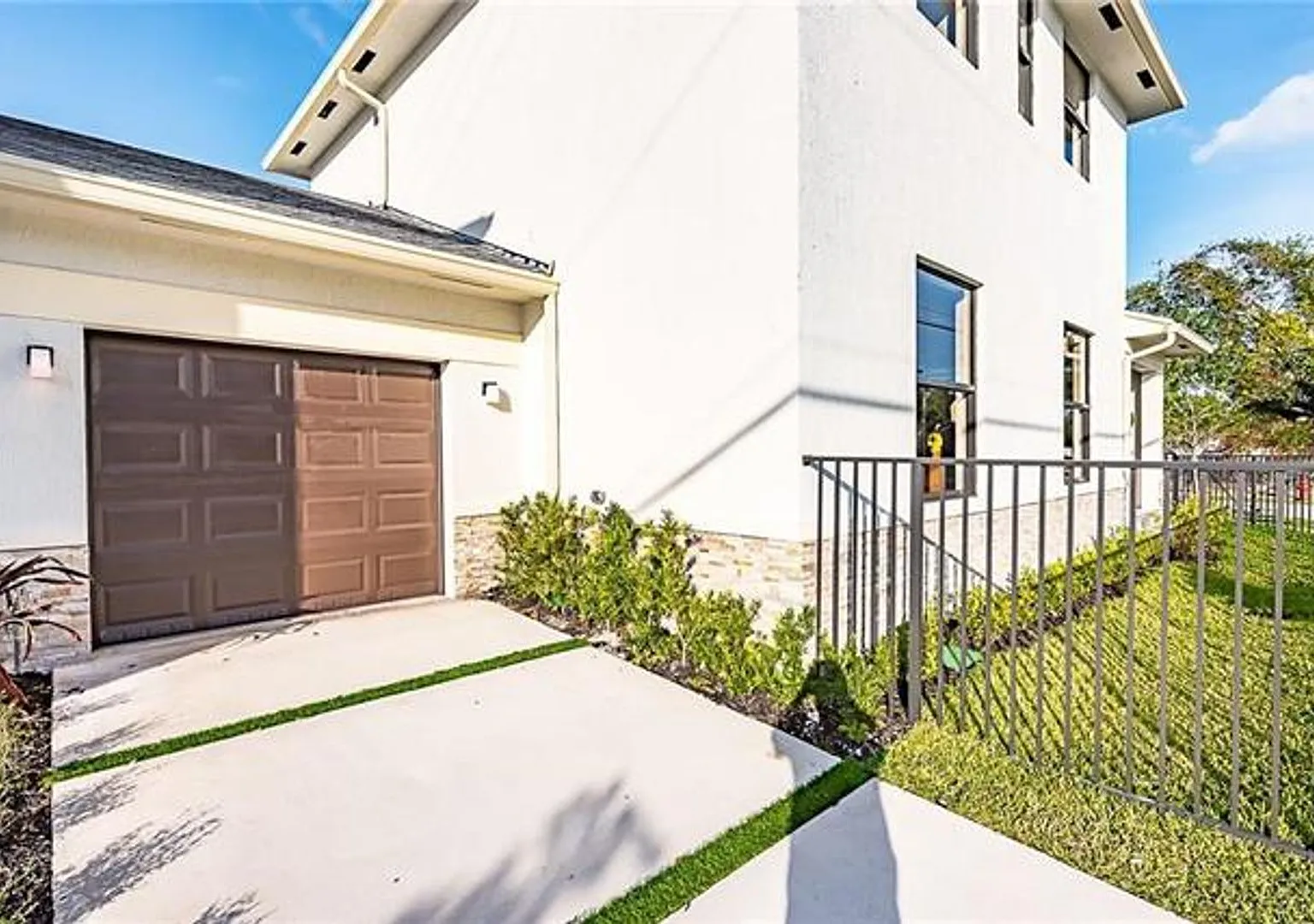 1101 NE 3rd Ave th 1101, Fort Lauderdale, FL 33304 — Photo 3