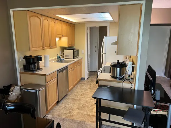 11649 Stoneview Sq Suite 11C, Reston, VA 20191