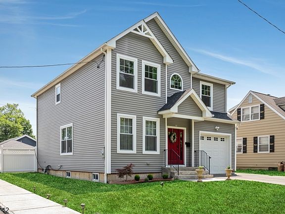 3rd image of 75 Bowlby St