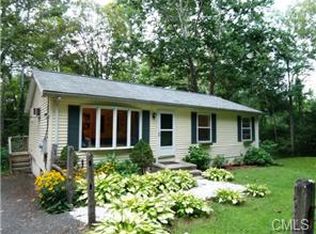 5 Morrissey Ln, Gaylordsville, CT 06755
