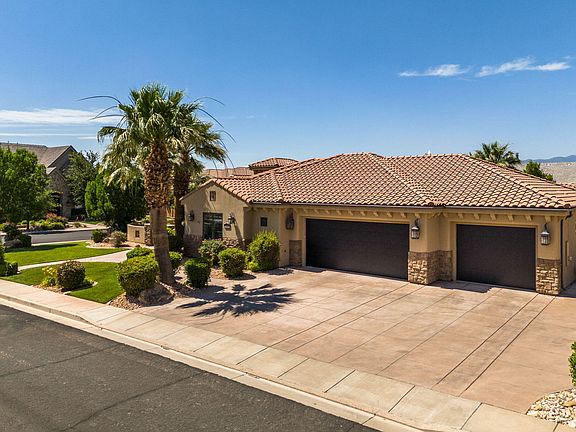 3rd image of 221 E Skyline Cir