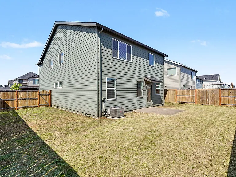 4748 Astronaut Ave NE — Photo 39